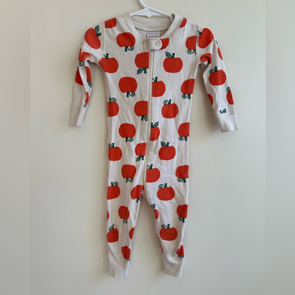 Hanna Andersson baby full zipper sleeper pumpkin pajamas, size 18-24 months